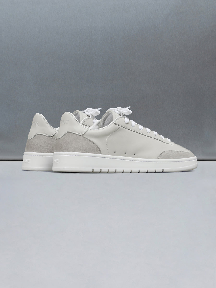 Tennis Trainer in Stone