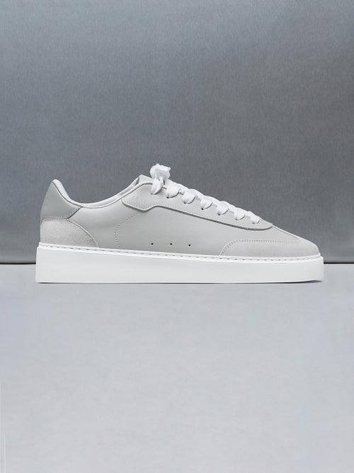 Tennis Trainer in Stone