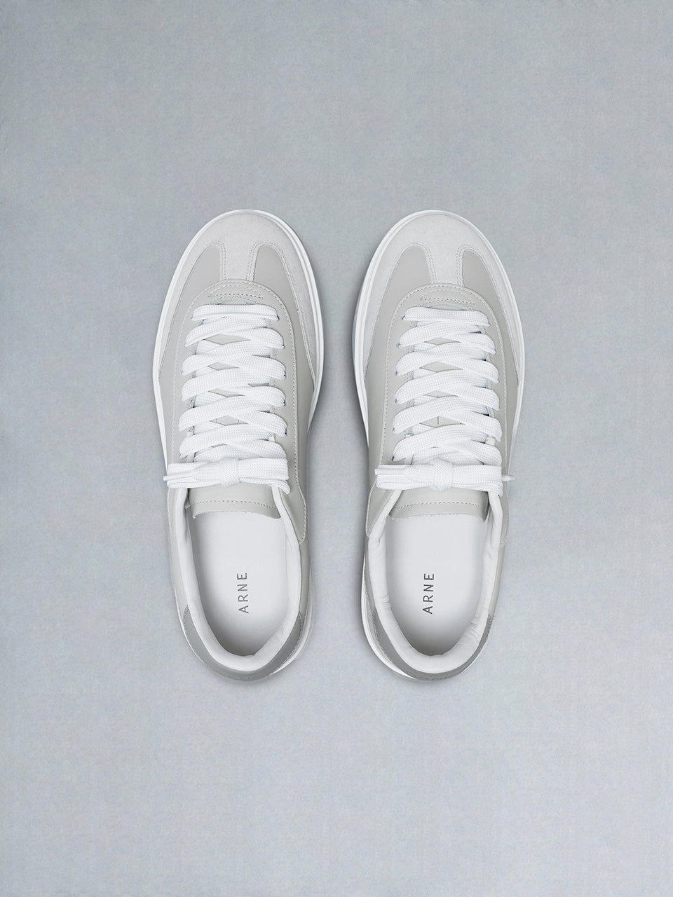 Tennis Trainer in Stone