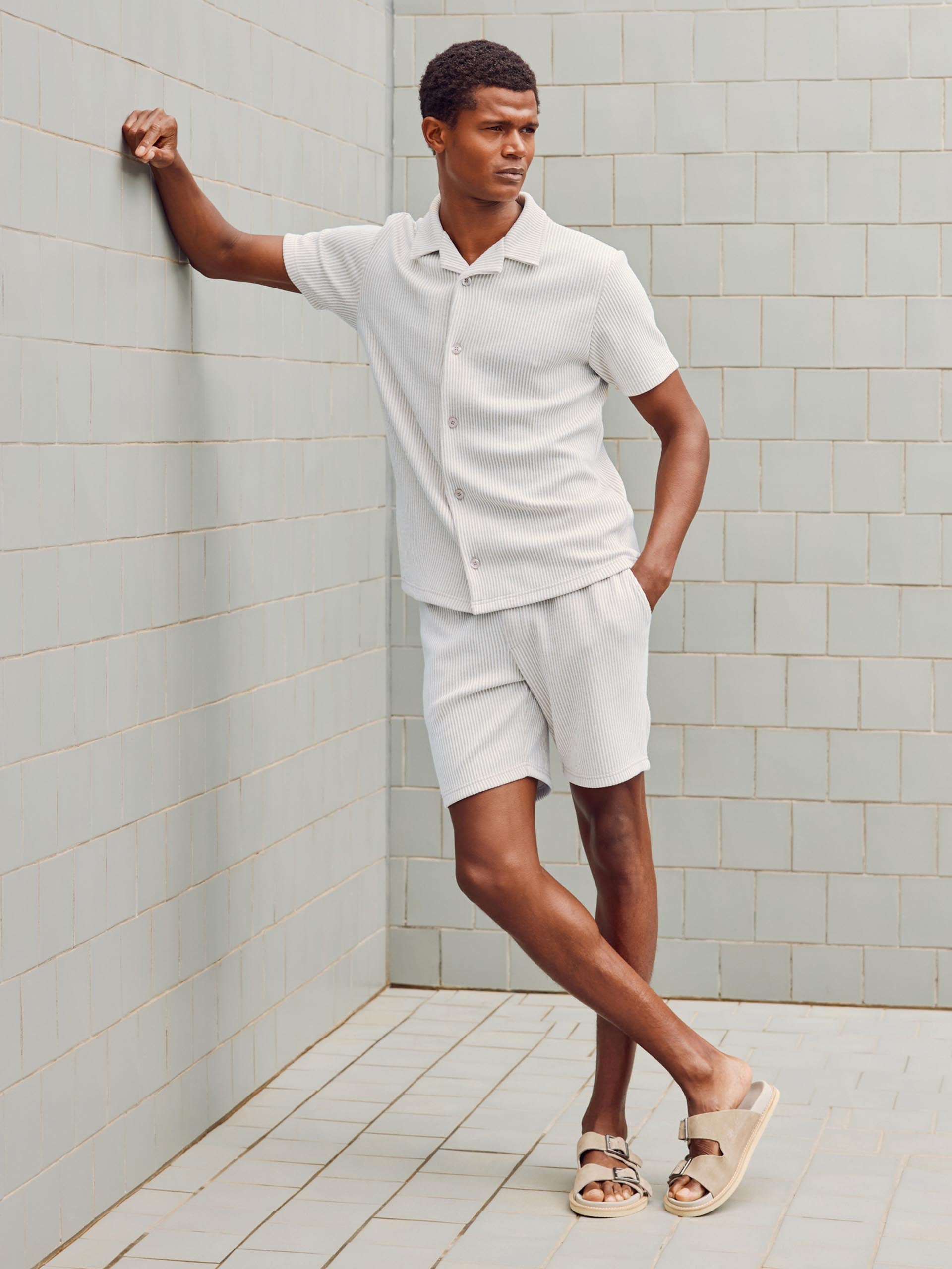 Forde Knitted Stripe Short in Stone