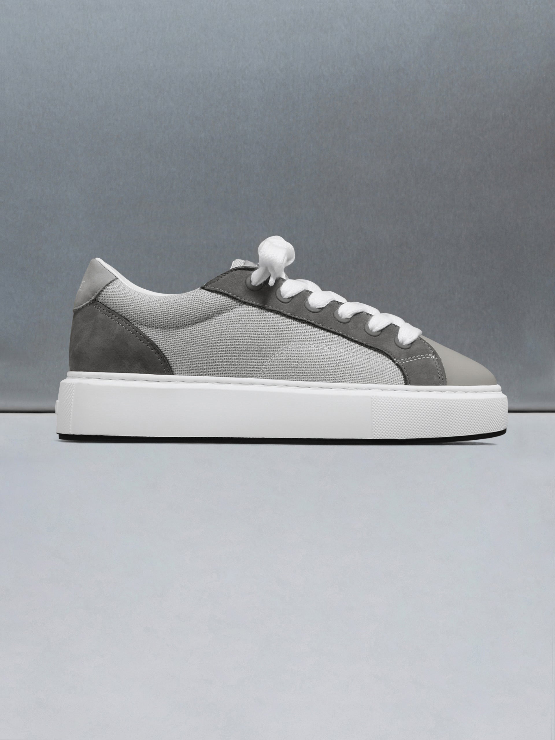 Studio Trainer in Grey