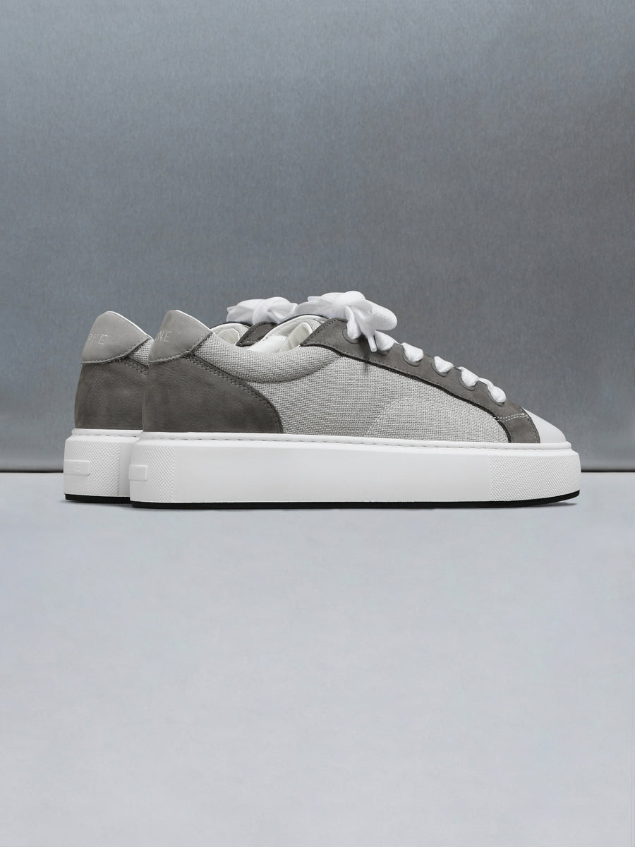 Studio Trainer in Grey White