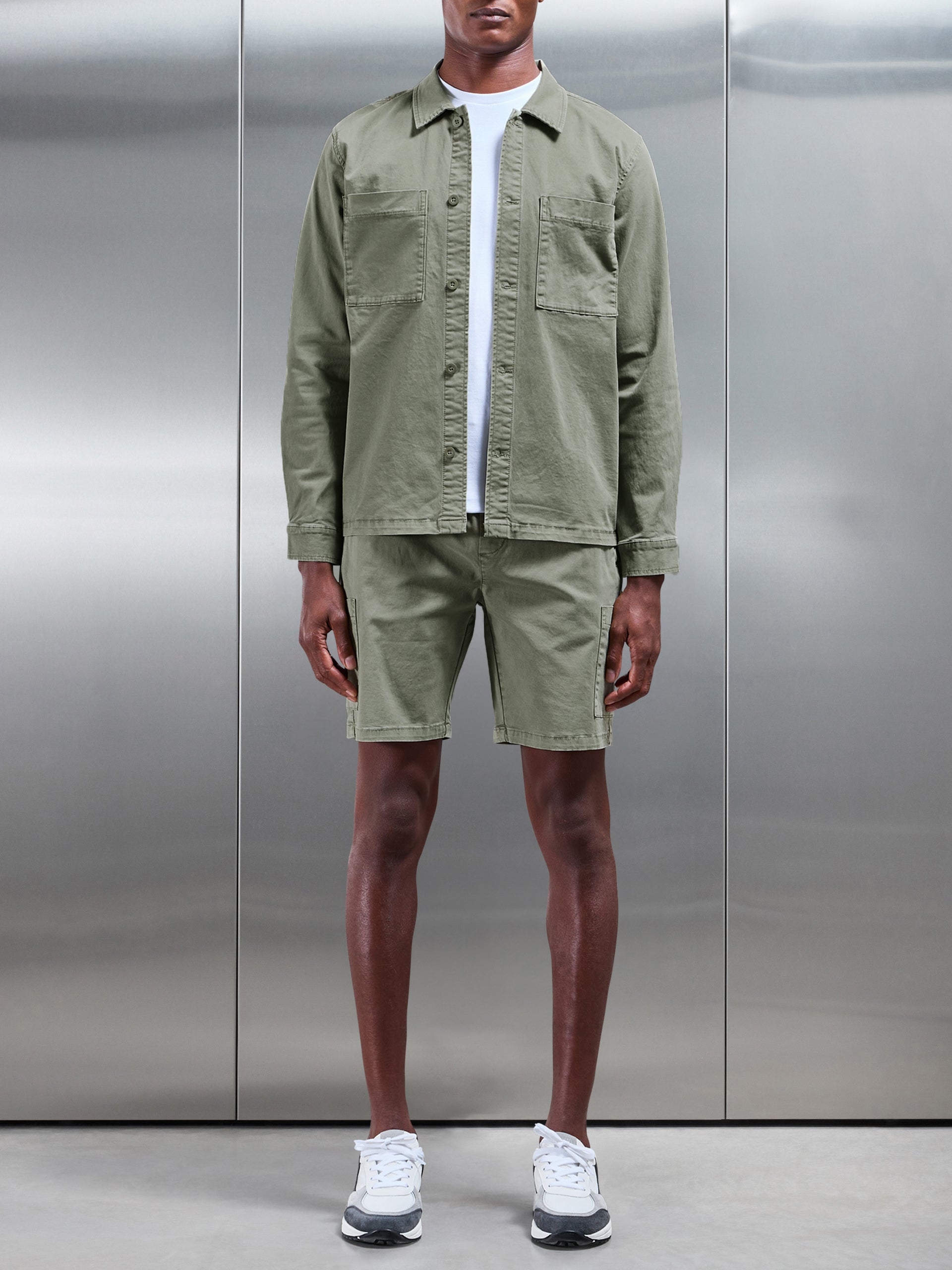 Garment Dye Cargo Short in Olive