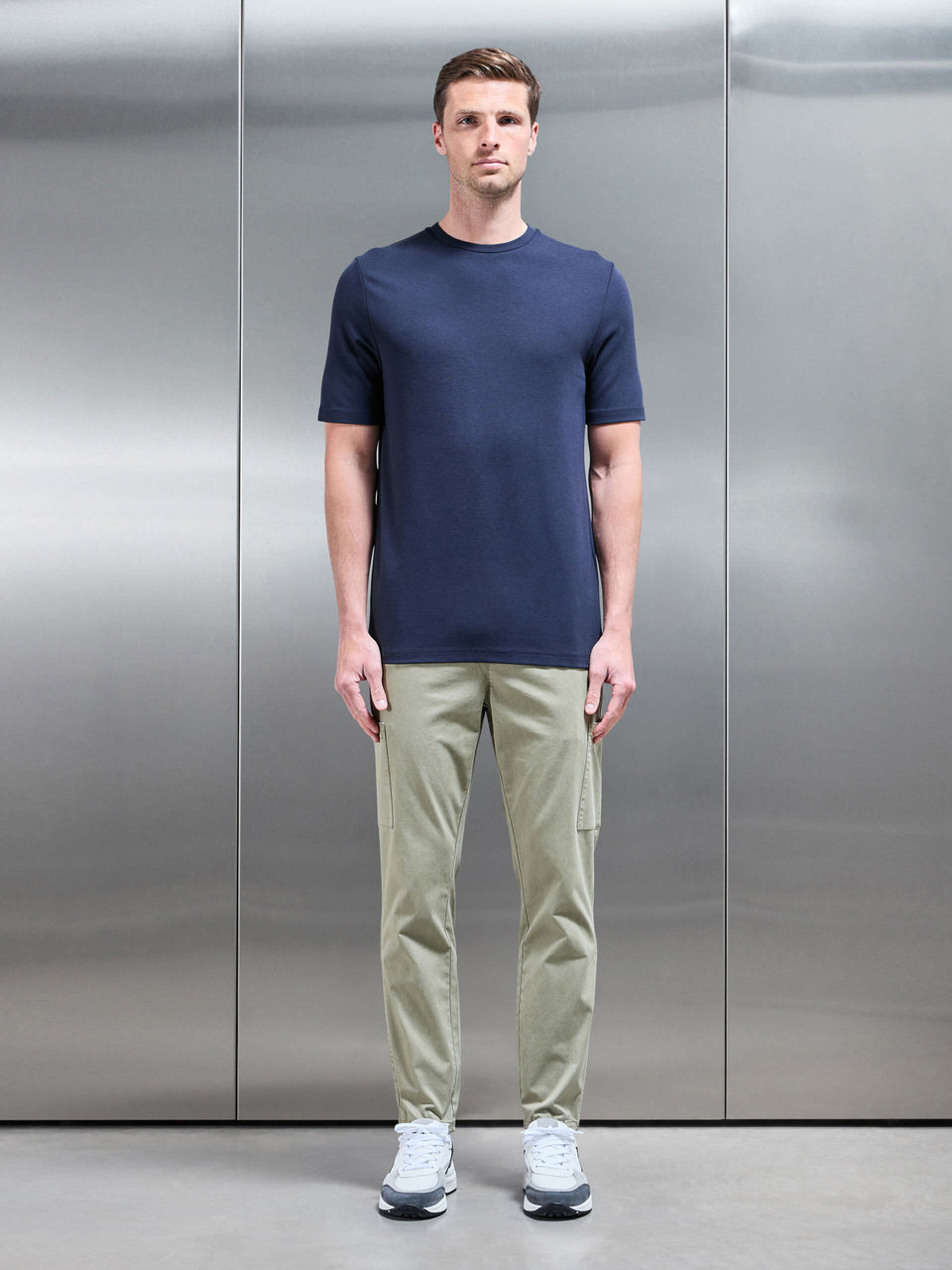Garment Dye Cotton Cargo Pant in Olive