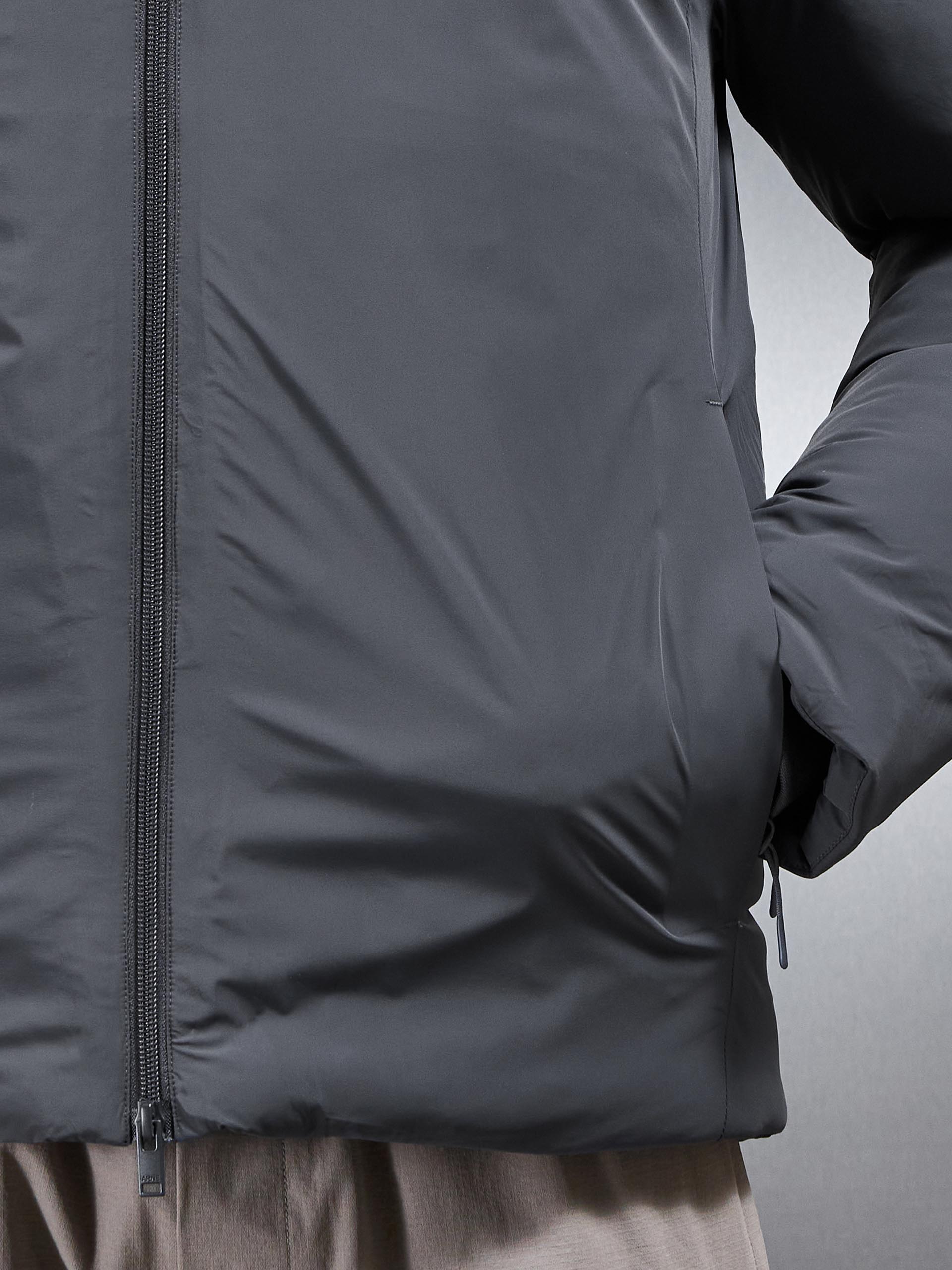 Hooded Puffer Jacket in Grey