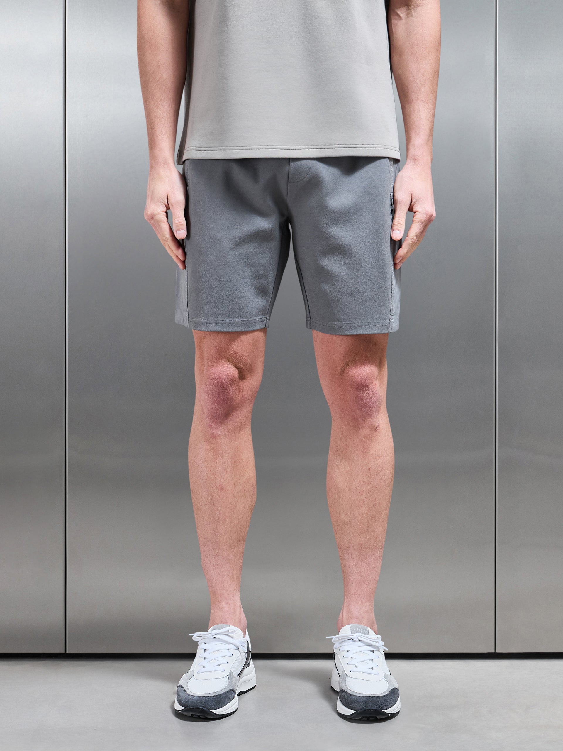 Hybrid Cargo Short in Grey