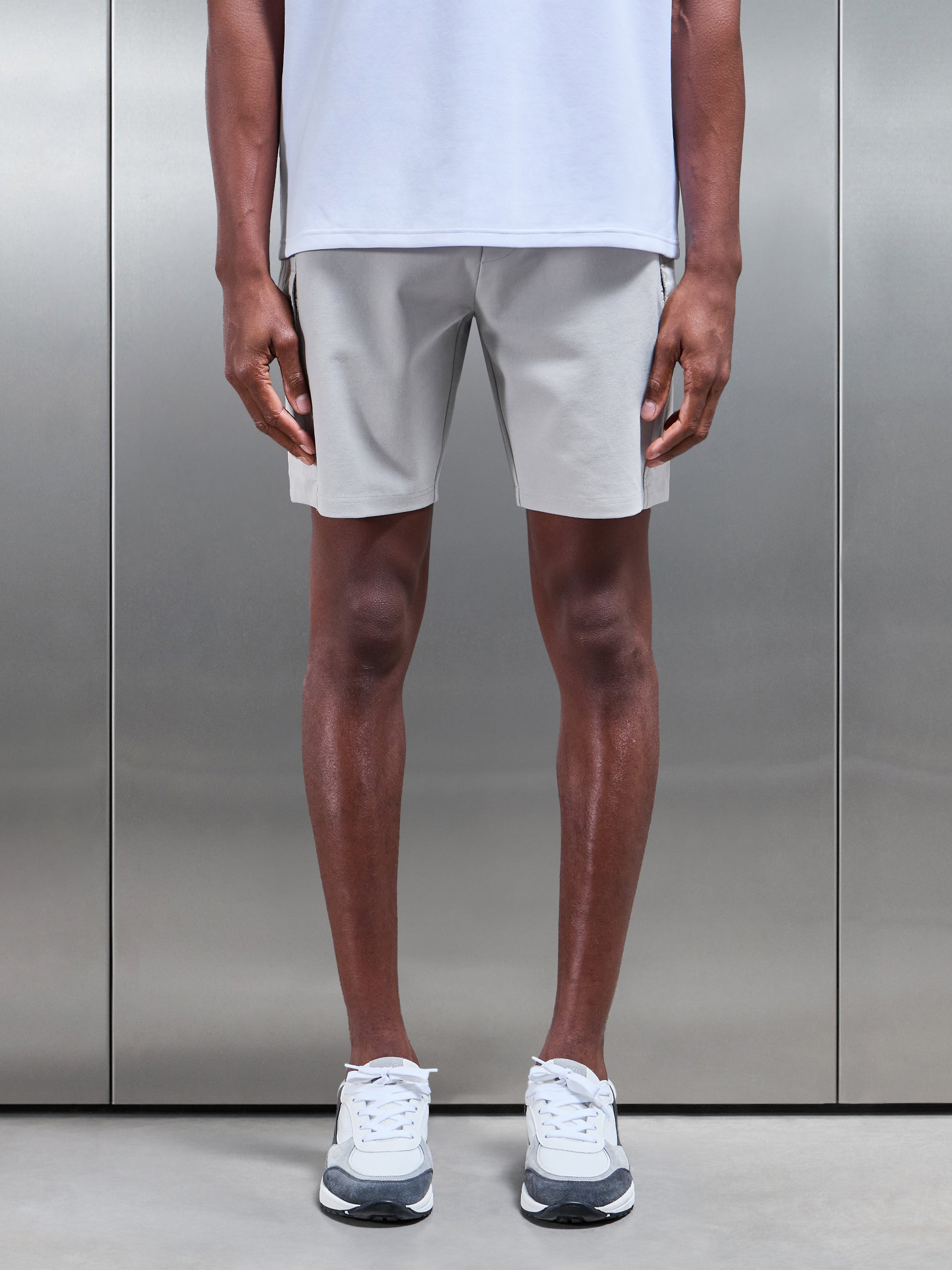 Hybrid Cargo Short in Stone