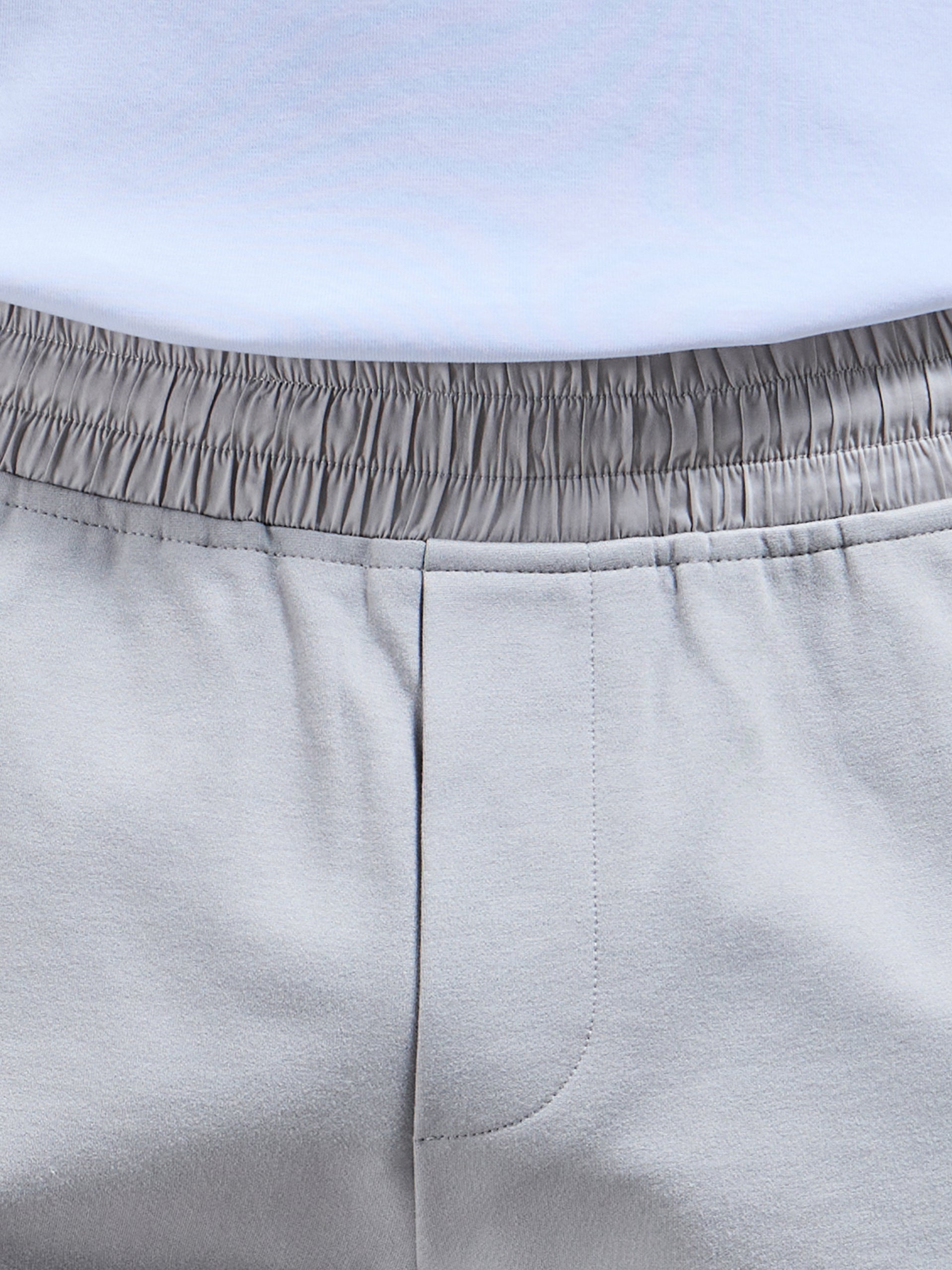 Hybrid Cargo Short in Stone