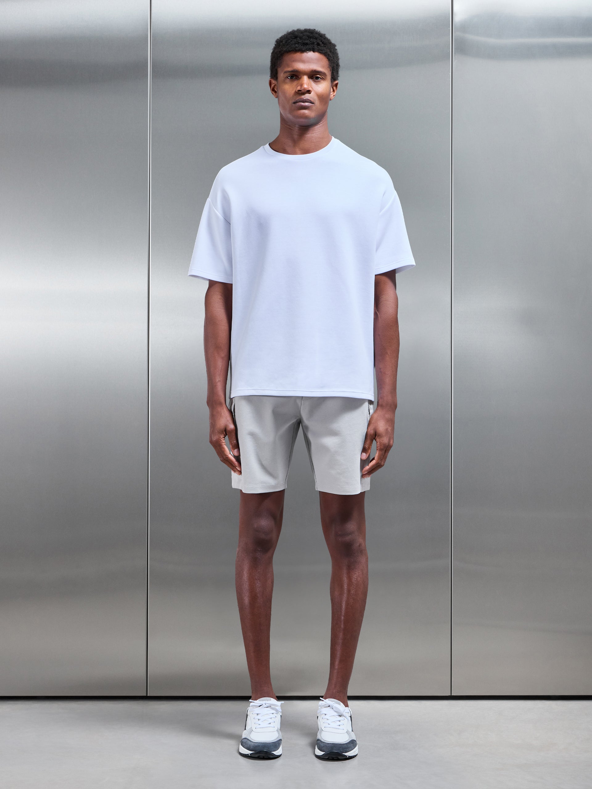 Hybrid Cargo Short in Stone