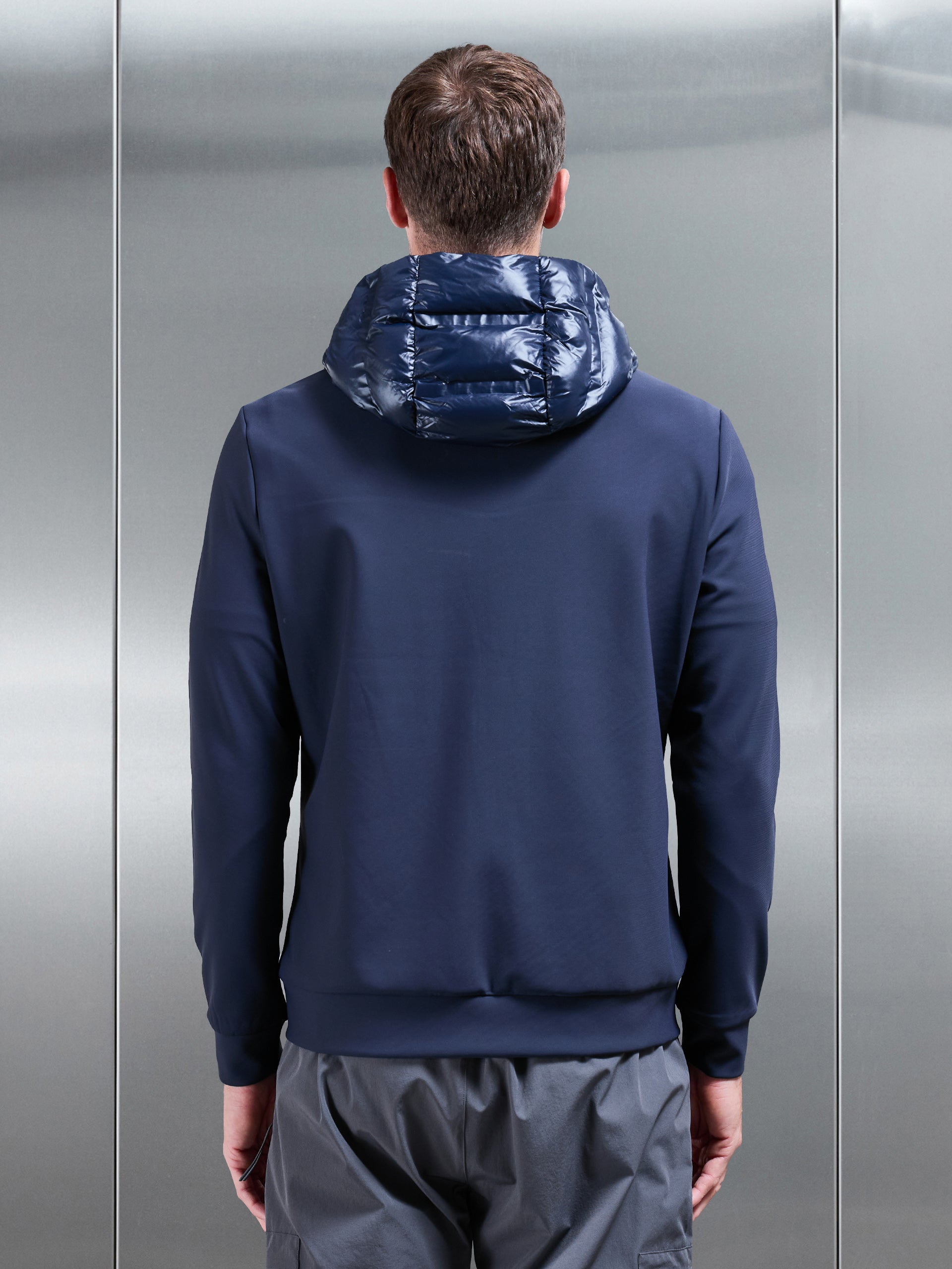 Hybrid Puffer Jacket in Navy