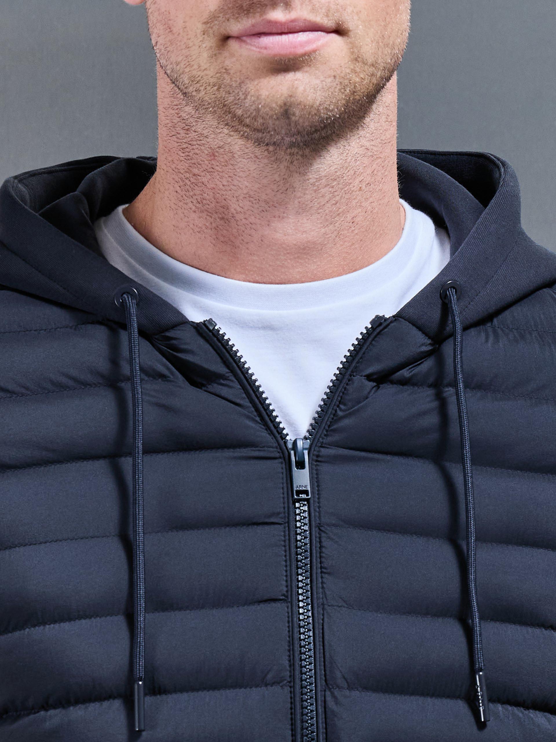 Hybrid Quilted Technical Windbreaker in Navy