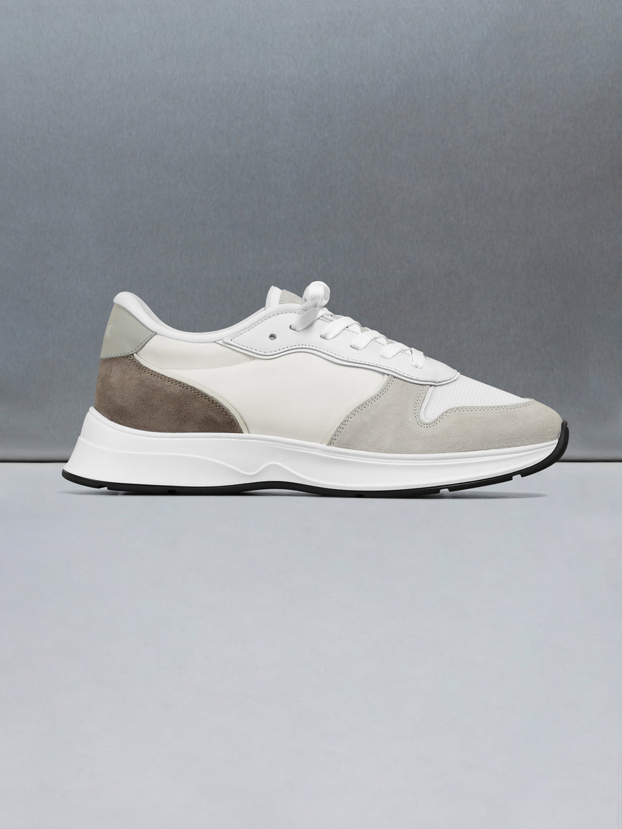 Hybrid Runner in White Stone