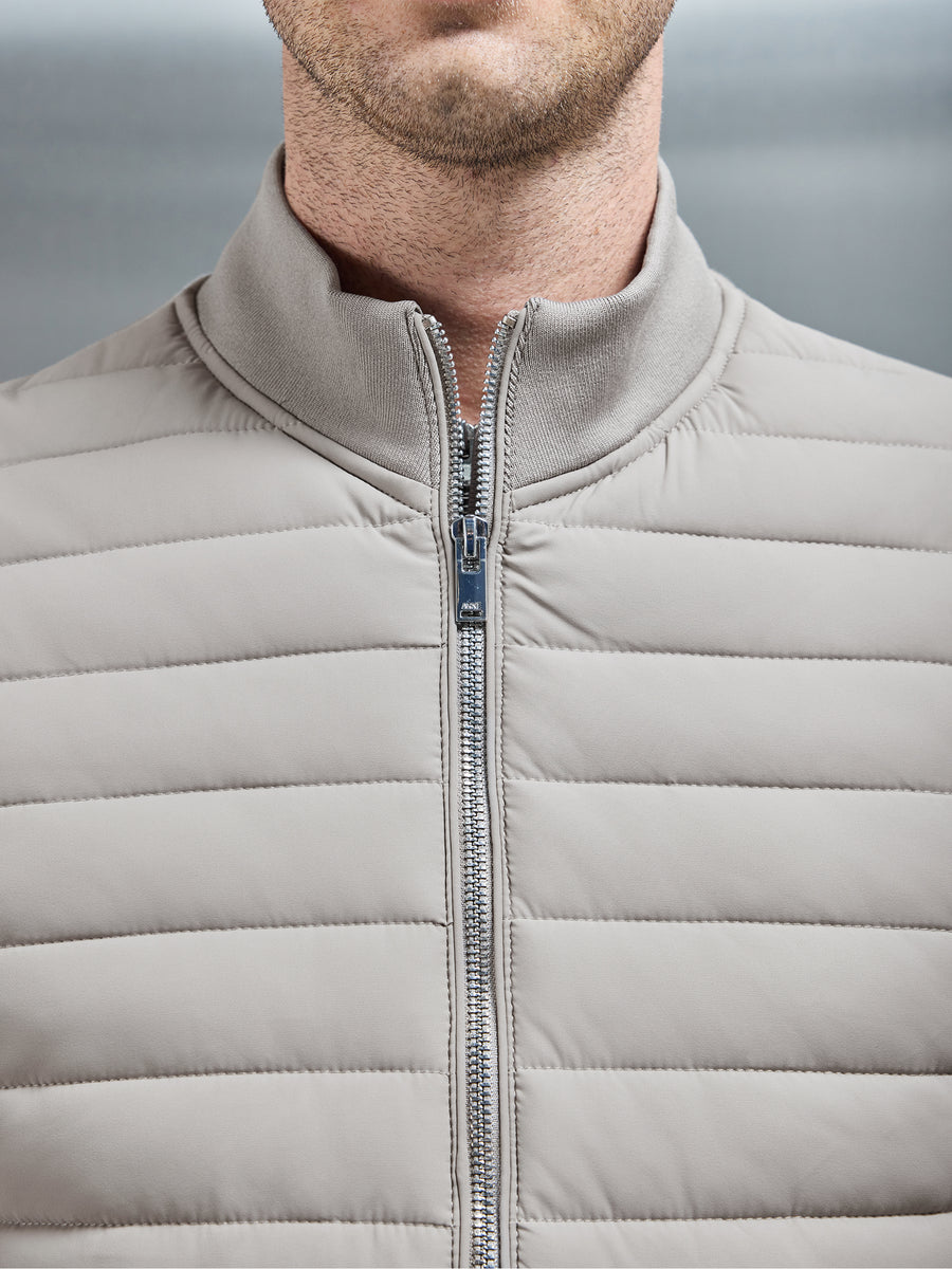 Hybrid Quilted Gilet in Taupe