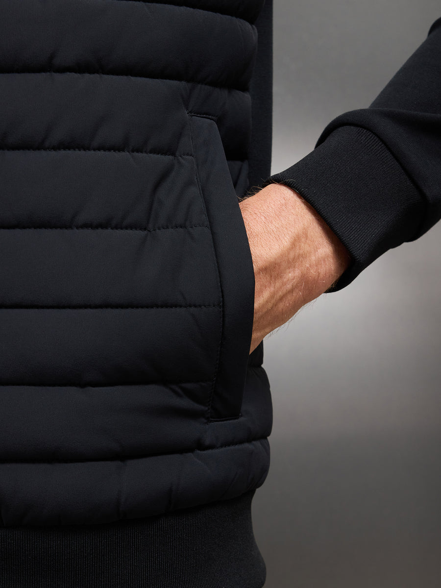 Hybrid Quilted Jacket in Black