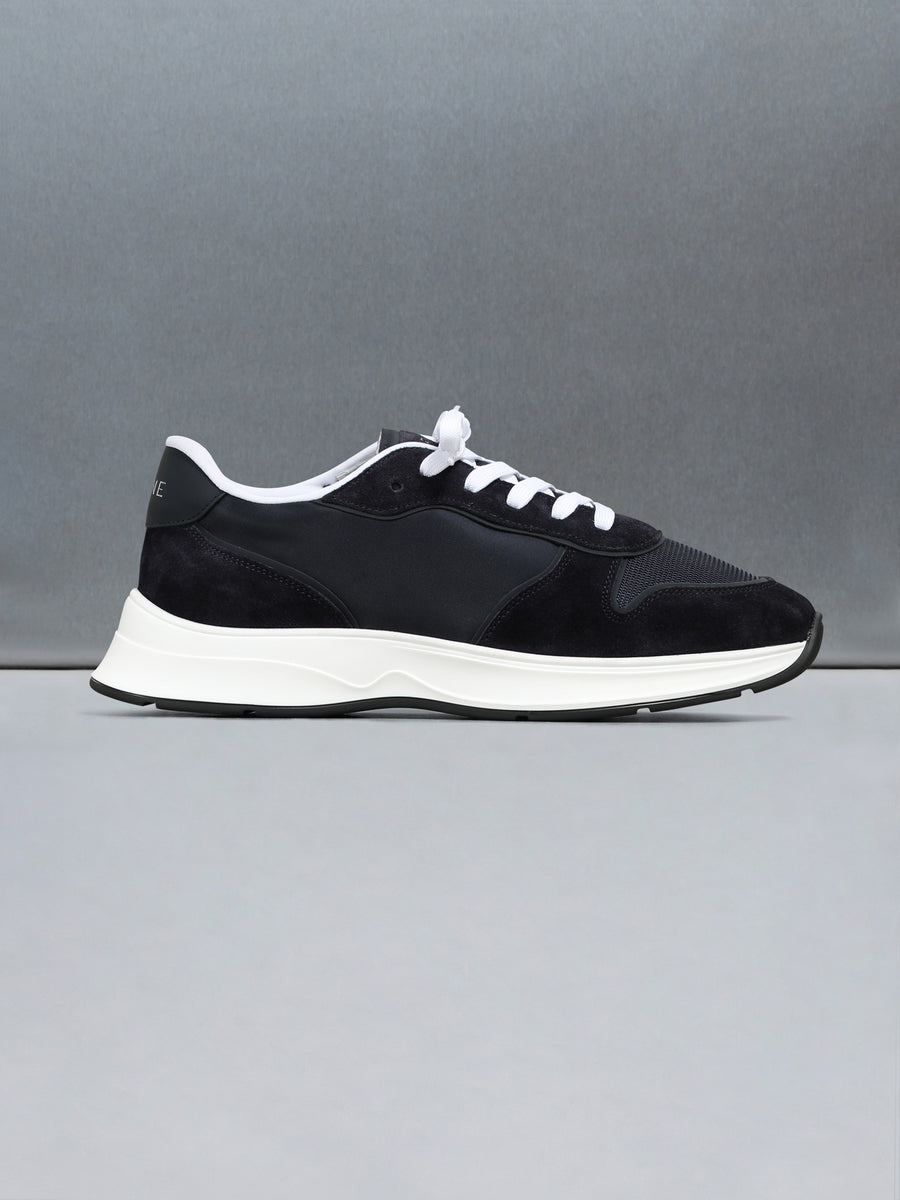 Hybrid Runner in Navy