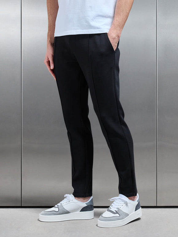 Interlock Jersey Tapered Jogger in Black