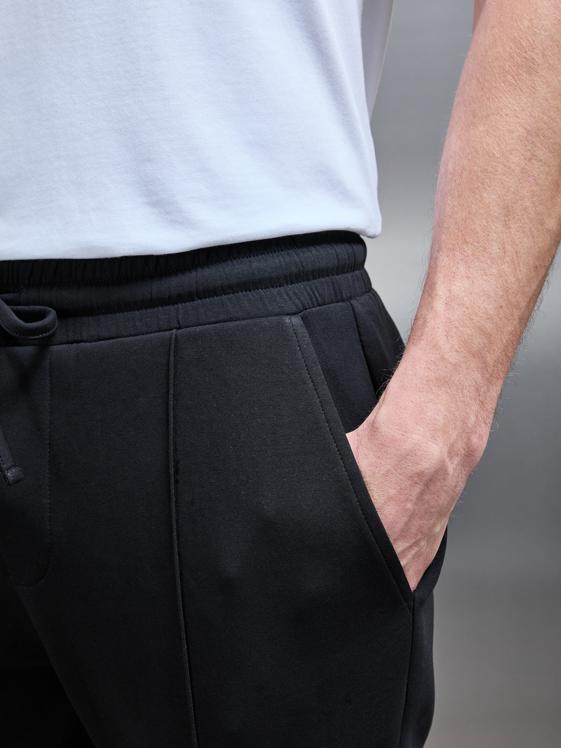 Interlock Jersey Tapered Jogger in Black