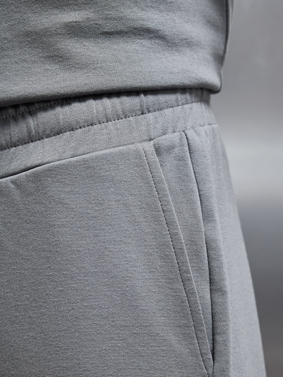Interlock Relaxed Fit Short in Grey