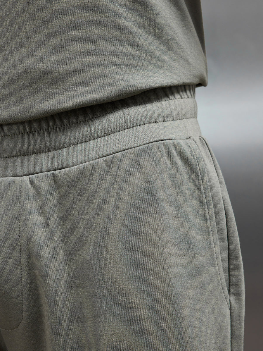 Interlock Relaxed Fit Short in Sage