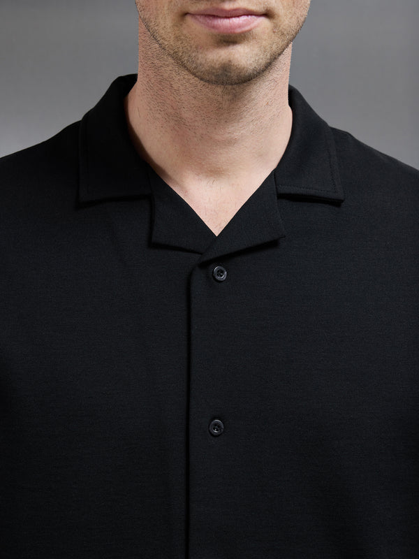 Interlock Relaxed Fit Revere Collar Shirt in Black