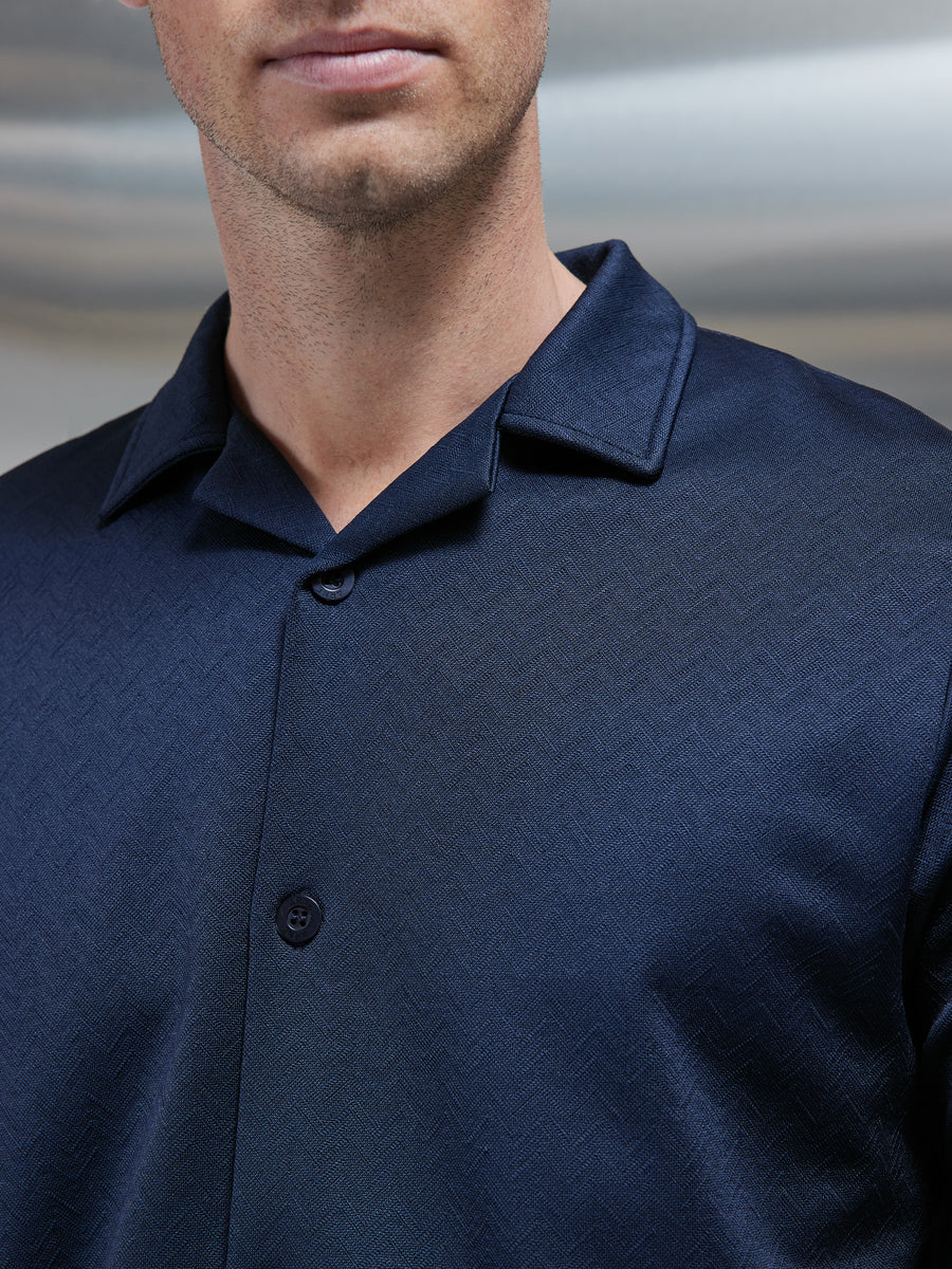 Textured Interlock Revere Collar Shirt in Navy