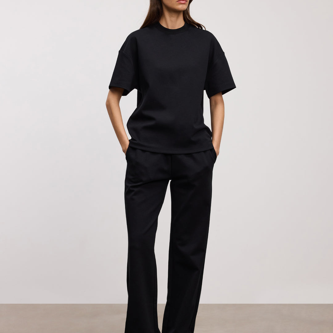 Womens Interlock Relaxed T-Shirt in Black