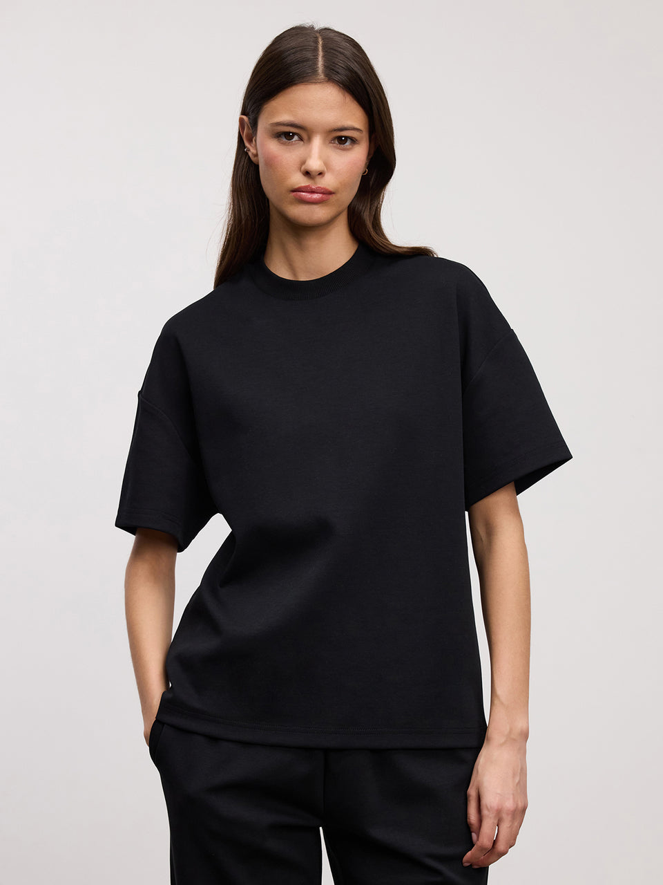 Womens Interlock Relaxed T-Shirt in Black