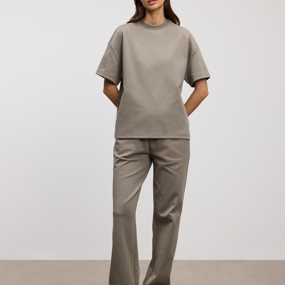 Womens Interlock Straight Leg Jogger in Olive