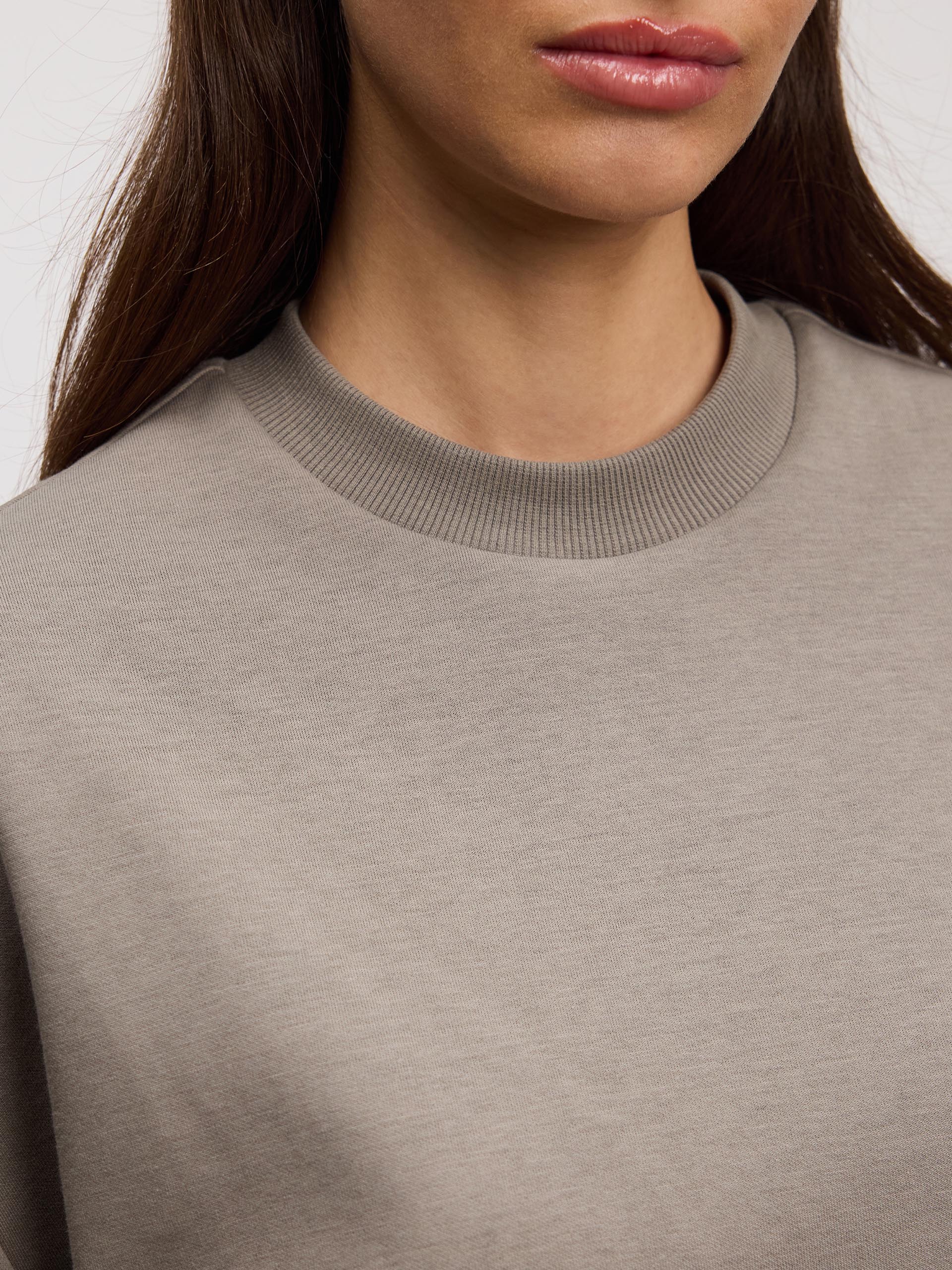 Womens Interlock Relaxed T-Shirt in Olive