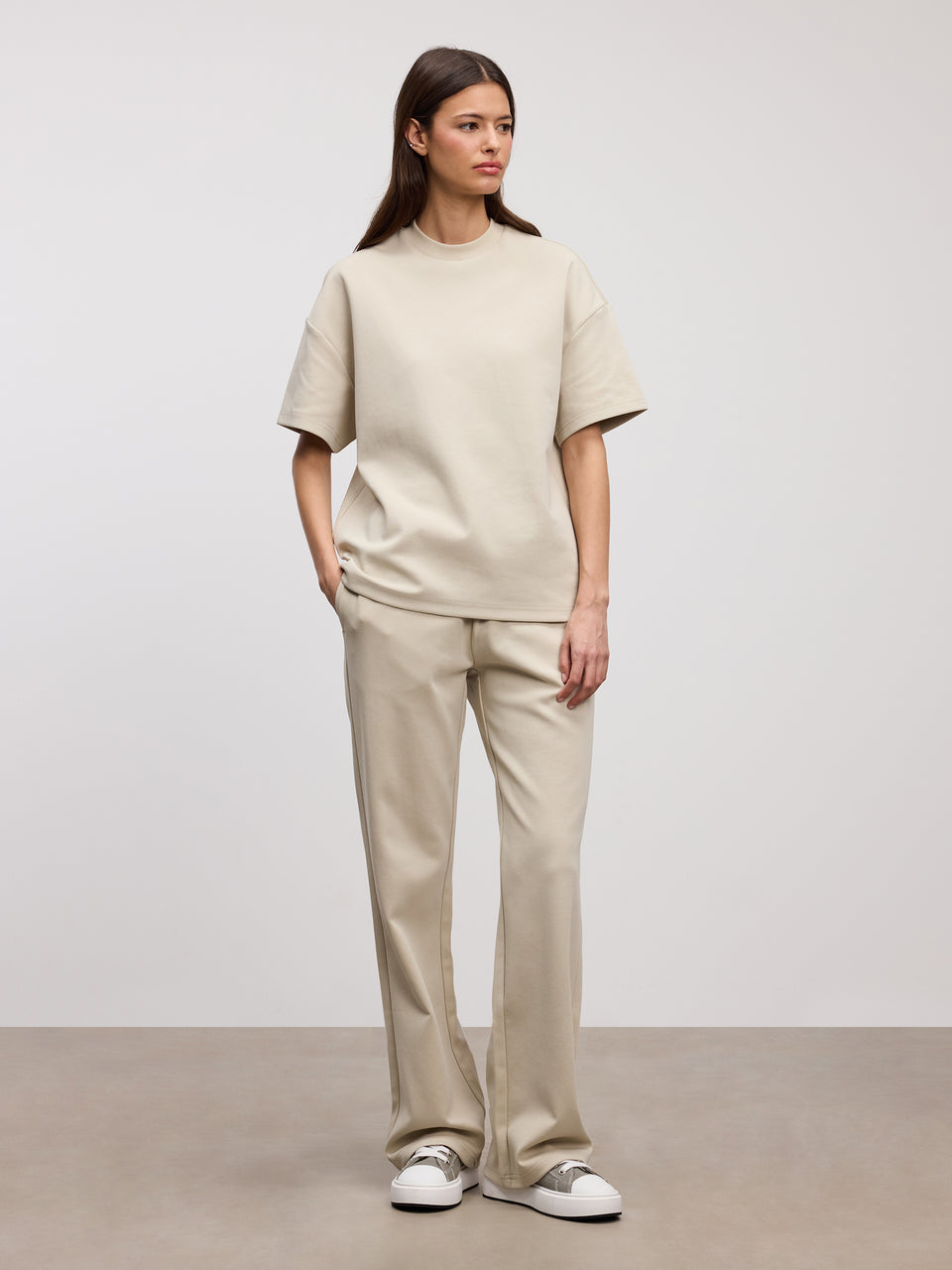 Womens Interlock Straight Leg Jogger in Stone