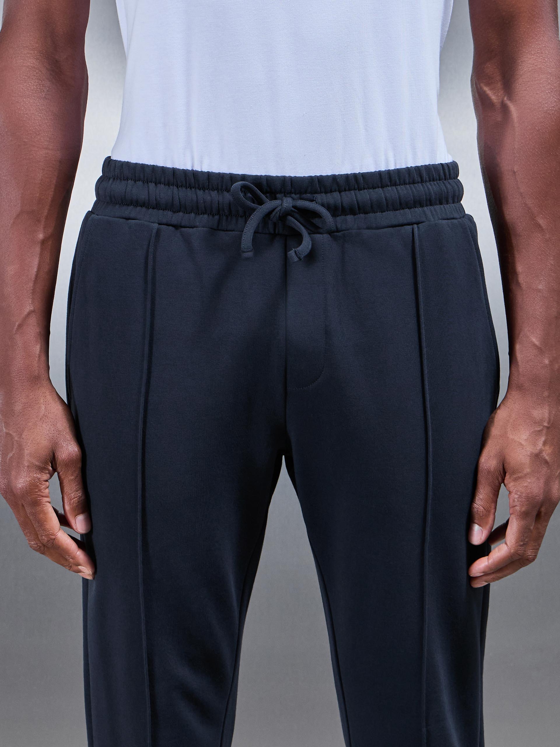 Jersey Jogger in Navy