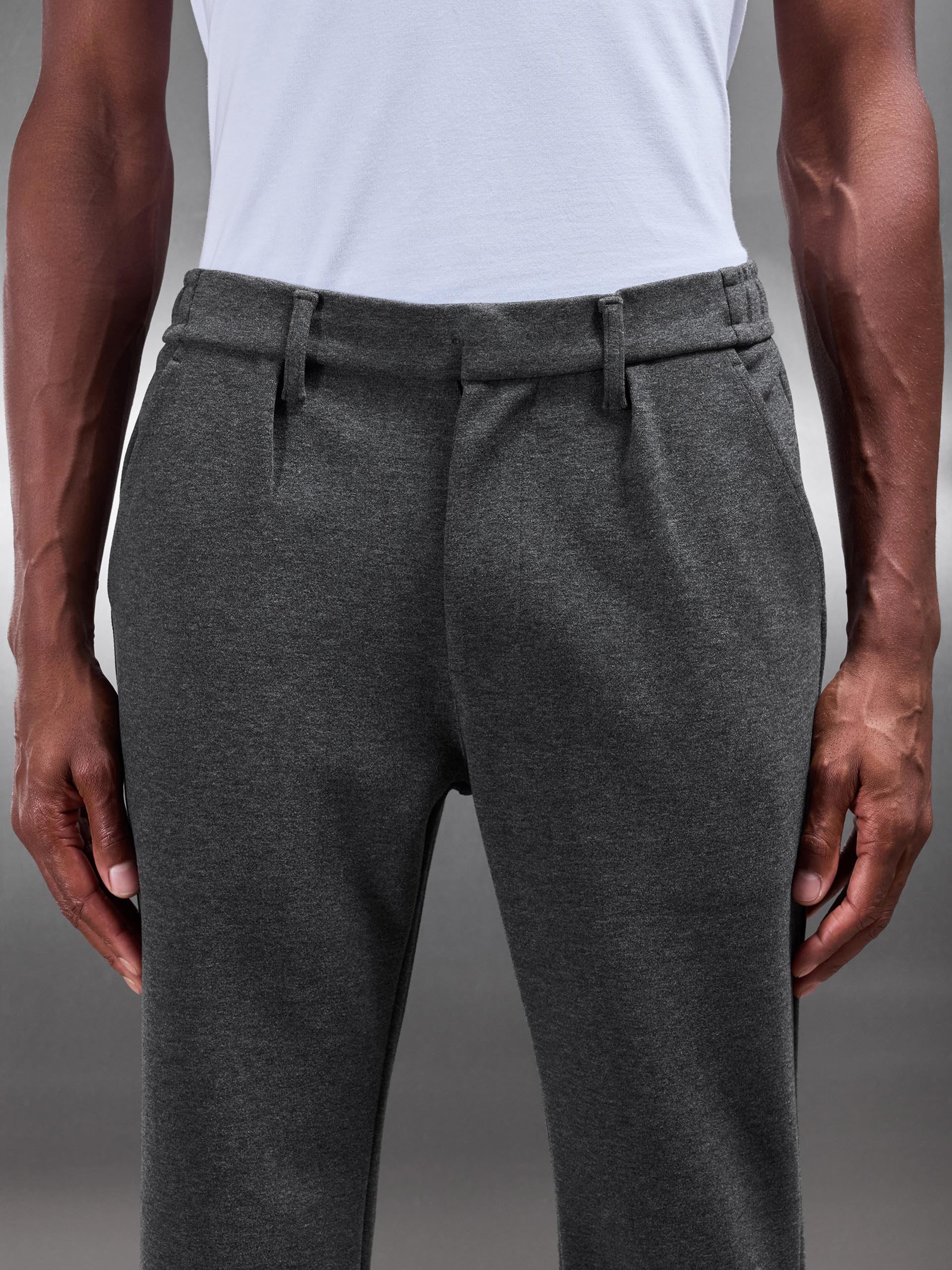 Knitted Tailored Jogger in Grey