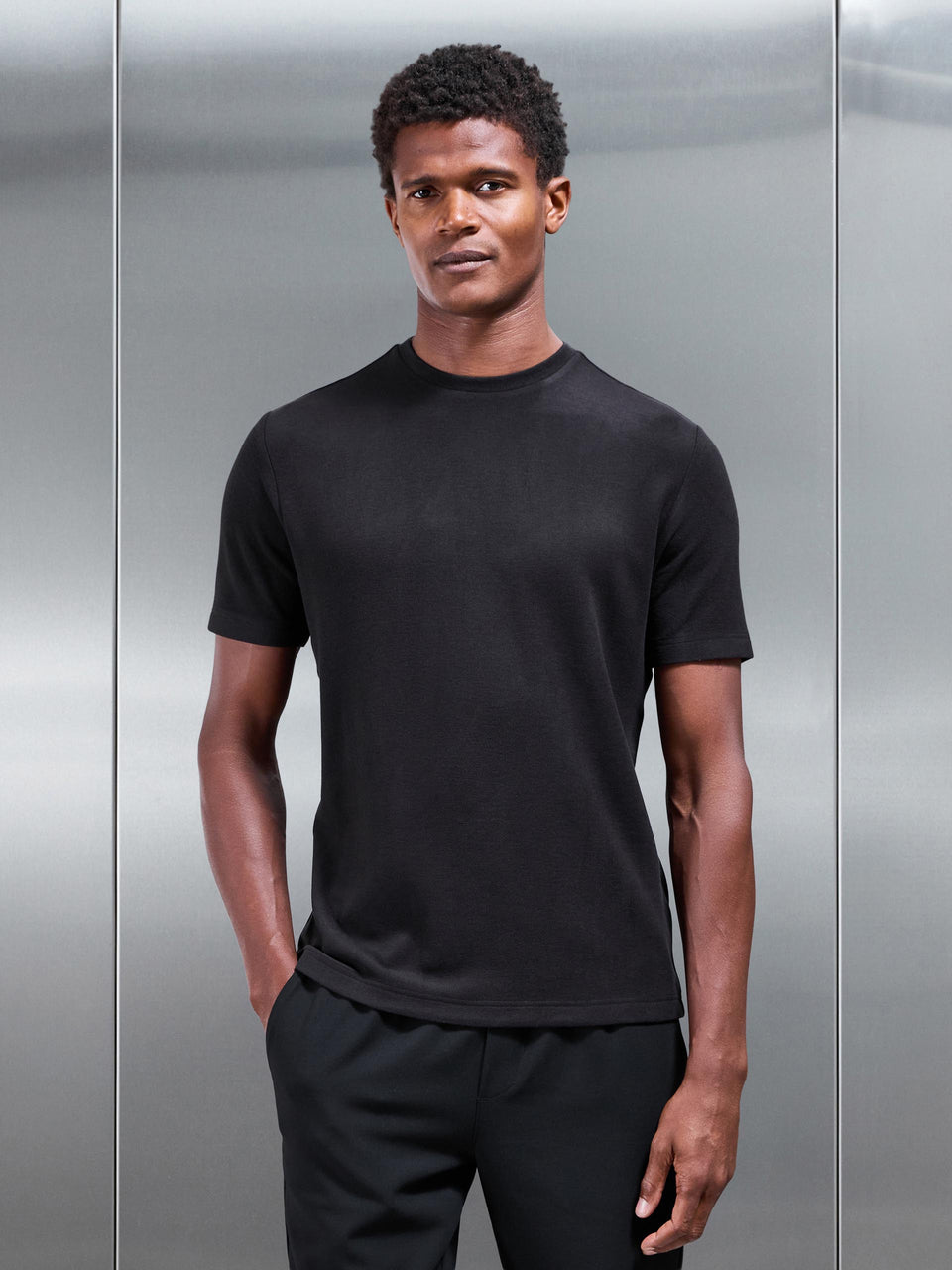 Knitted Textured T-Shirt in Black