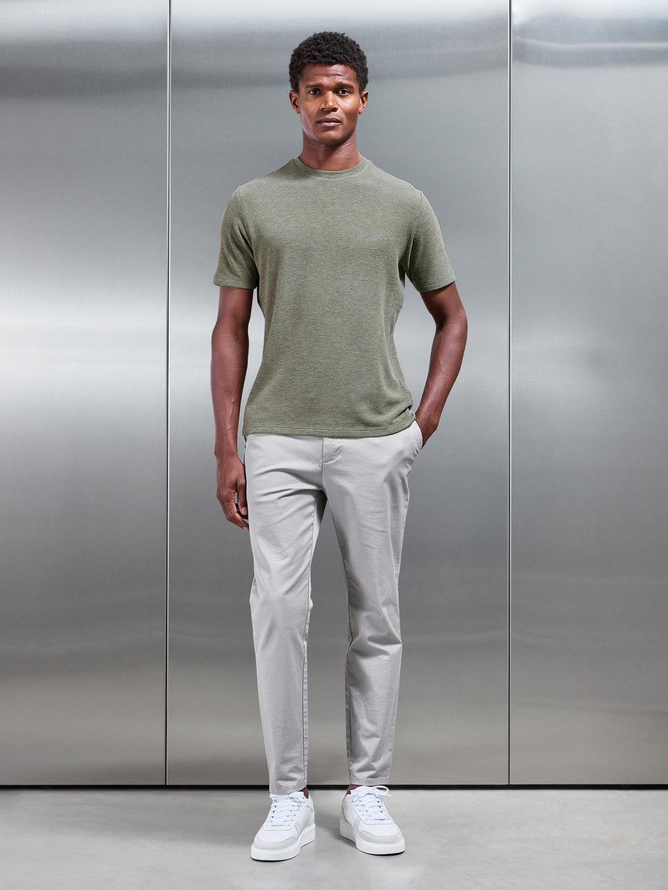 Knitted Textured T-Shirt in Olive
