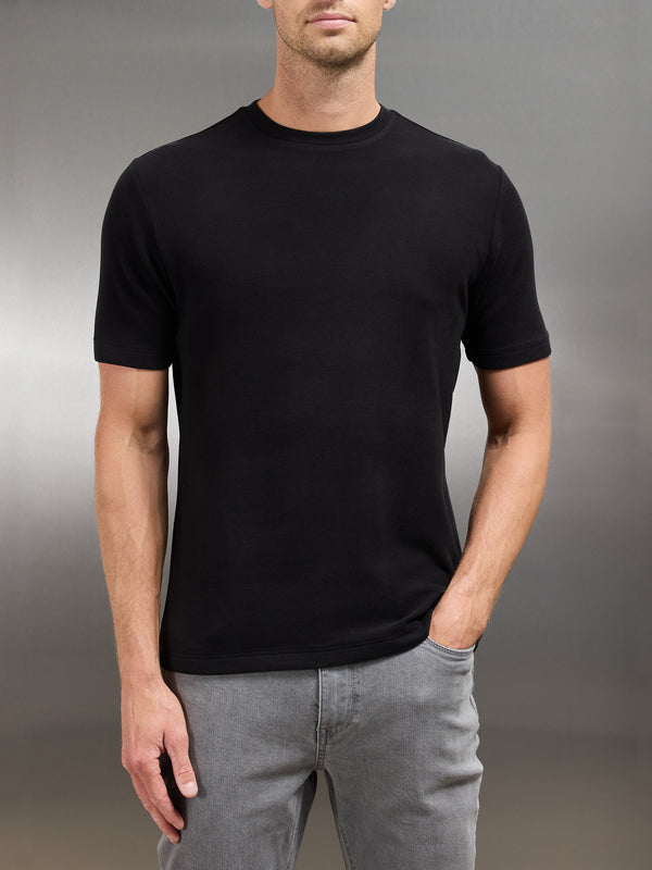 Knitted Textured T-Shirt in Black