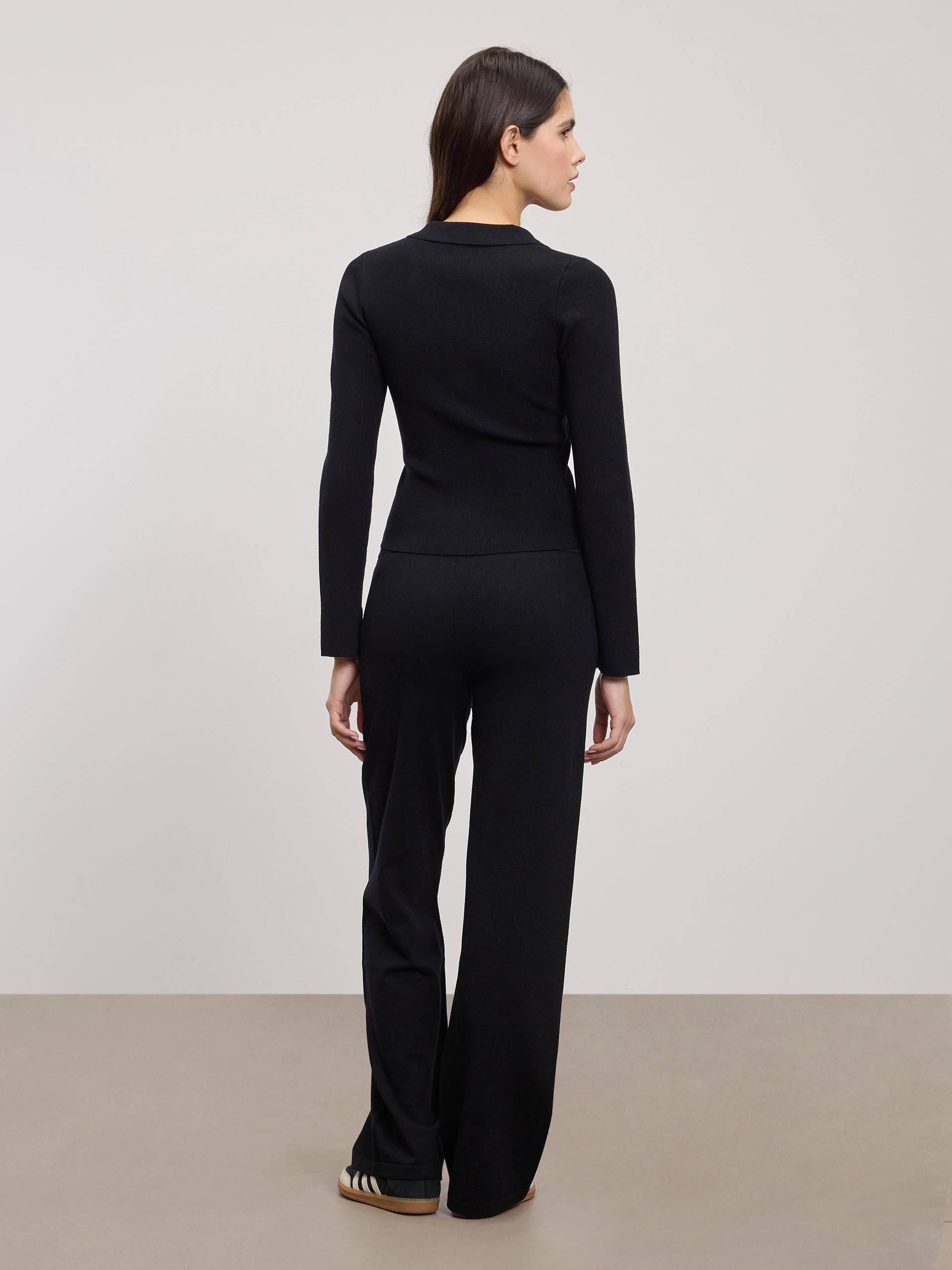 Womens Light Knit Polo Shirt in Black