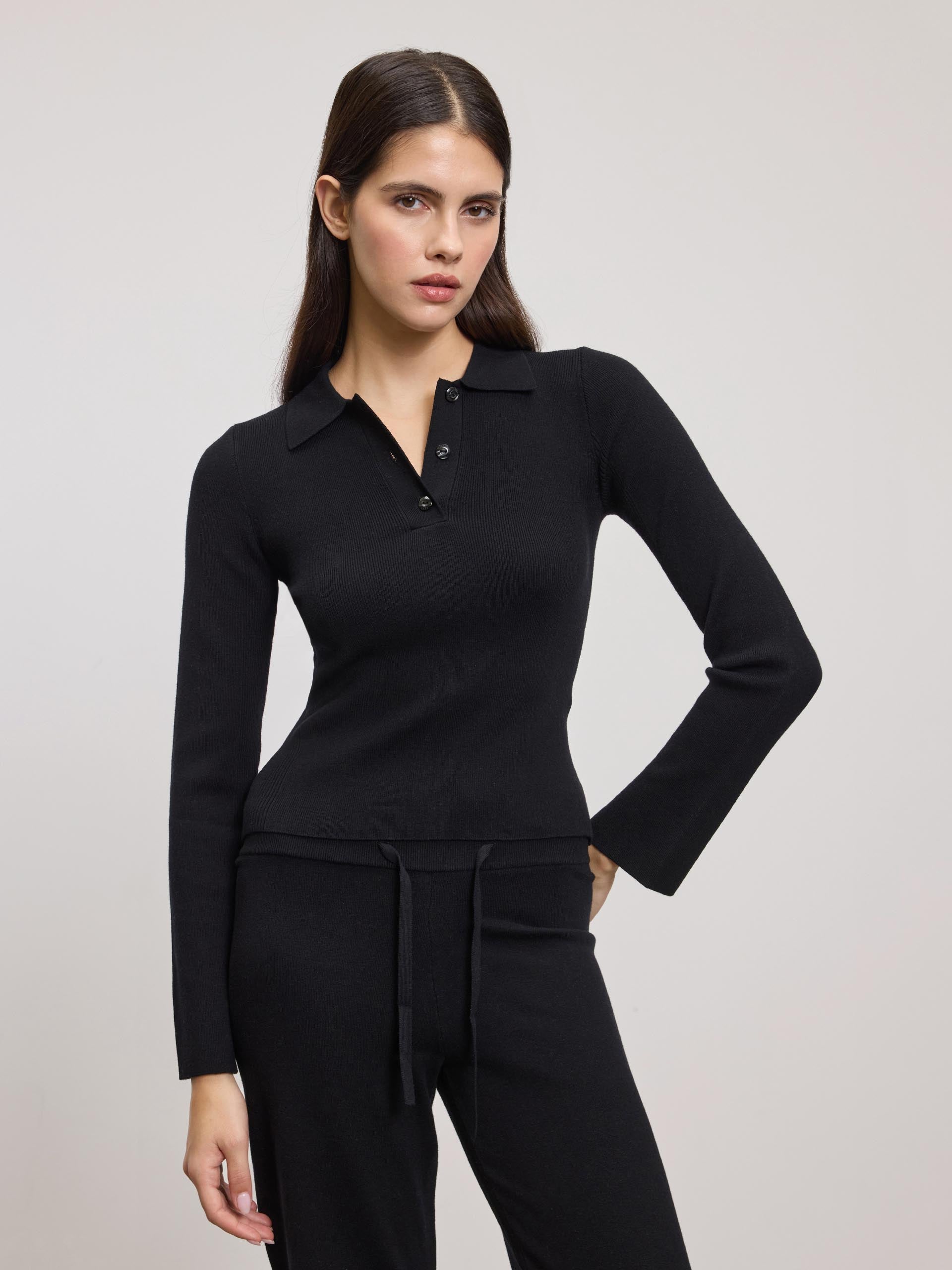 Womens Light Knit Polo Shirt in Black