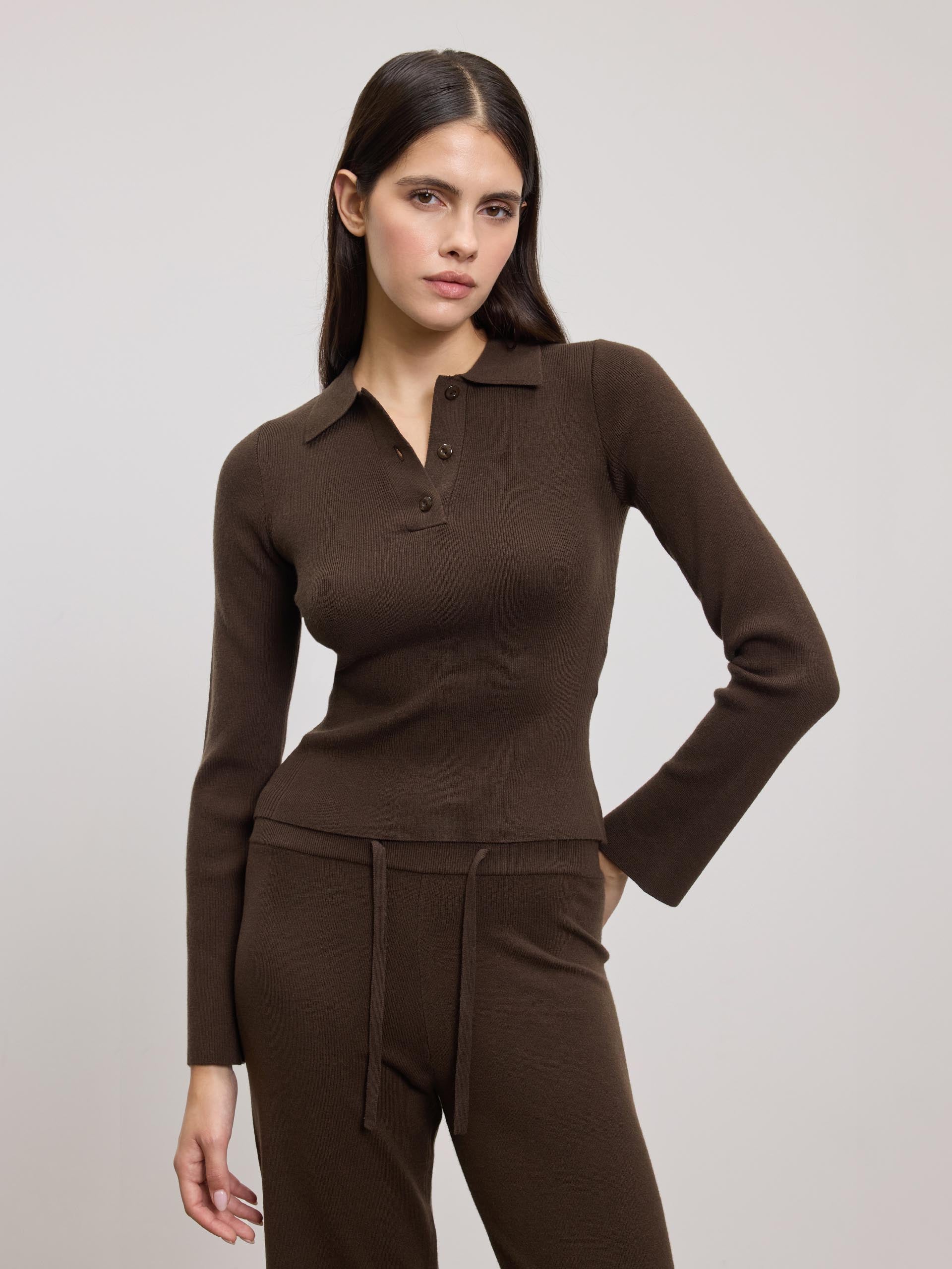 Womens Light Knit Polo Shirt in Brown