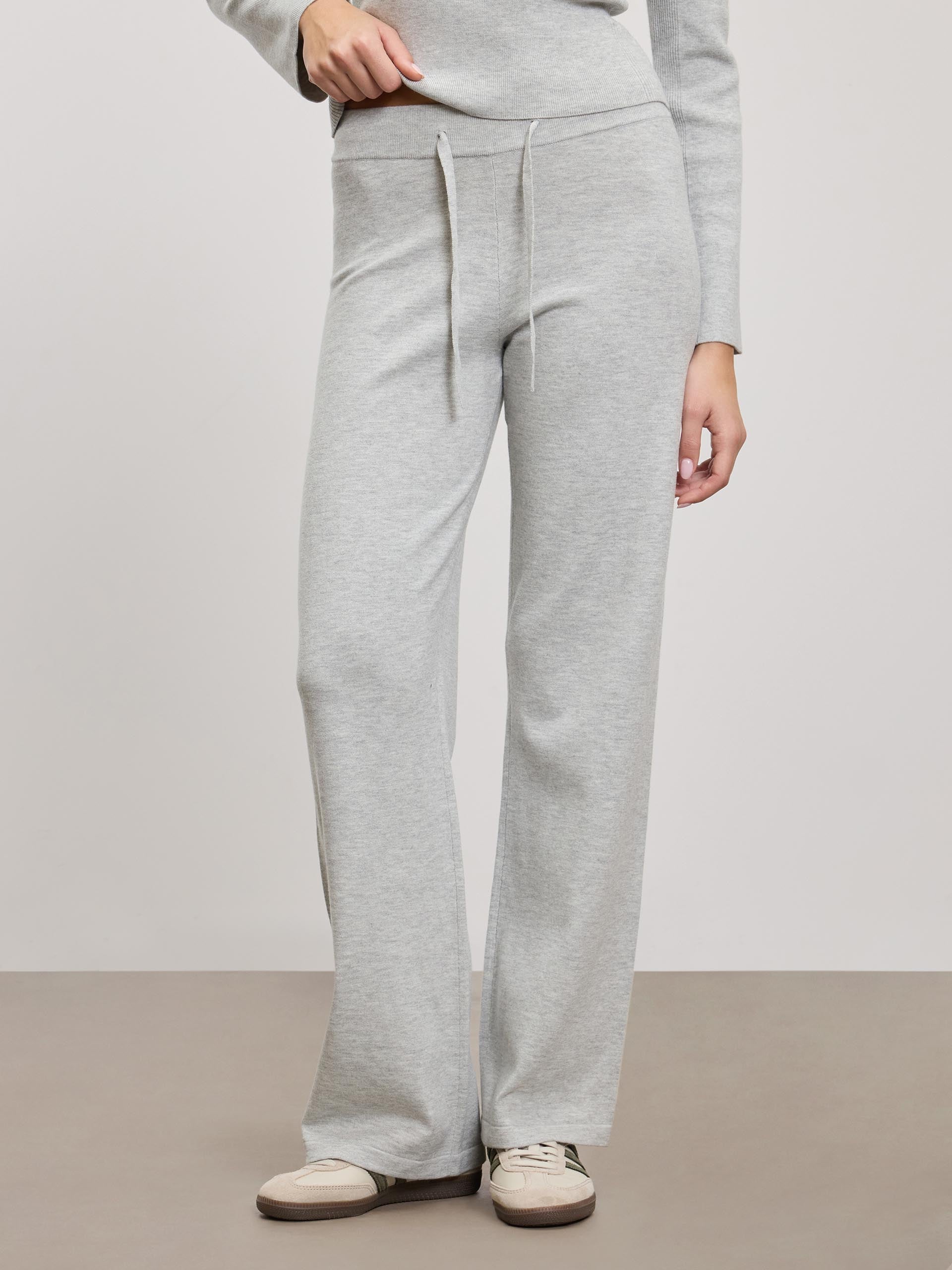 Womens Light Knit Straight Leg Jogger in Marl Grey