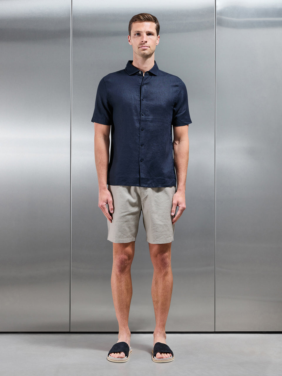 Linen Drawstring Short in Light Sage