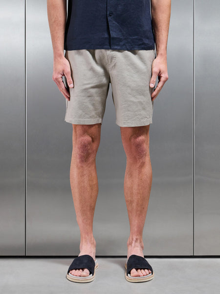 Linen Drawstring Short in Light Sage