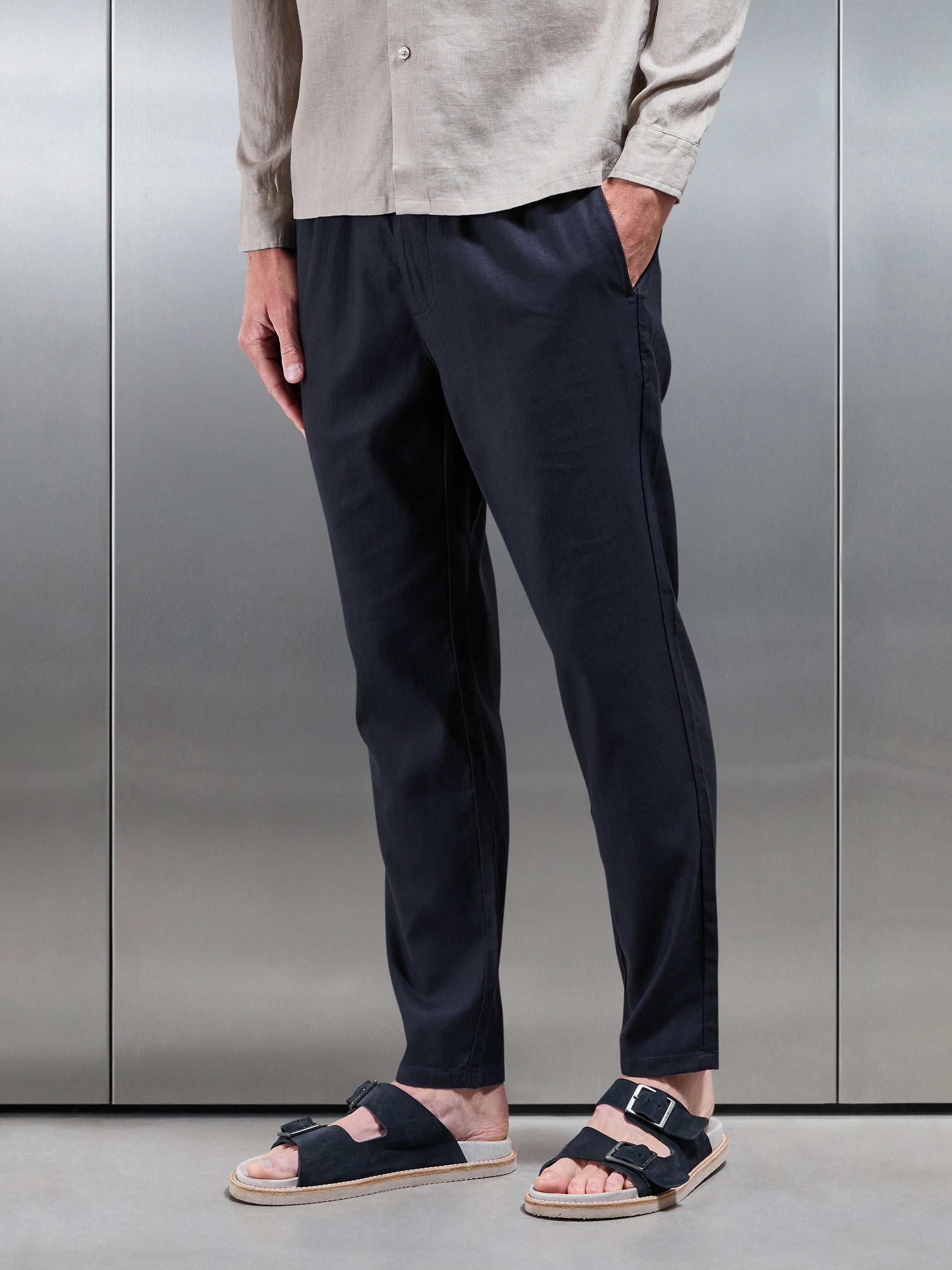 Linen Drawstring Trouser in Navy