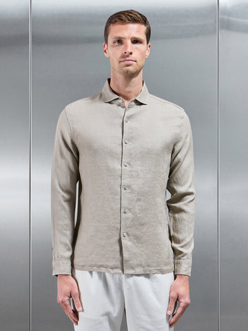 Linen Long Sleeve Cutaway Collar Shirt in Light Sage