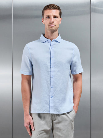 Linen Short Sleeve Cutaway Collar Shirt in Light Blue