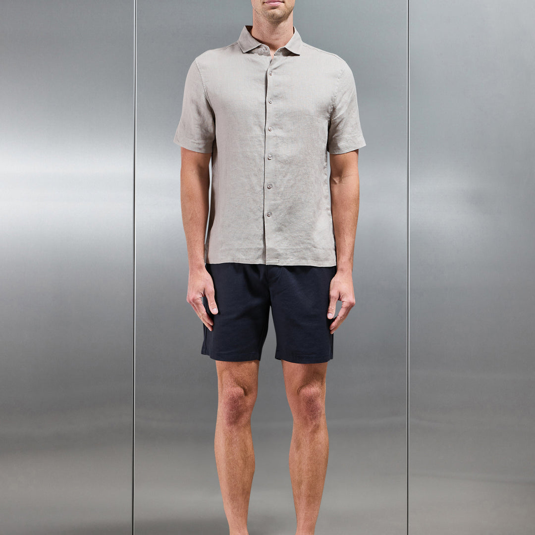 Linen Short Sleeve Cutaway Collar Shirt in Stone