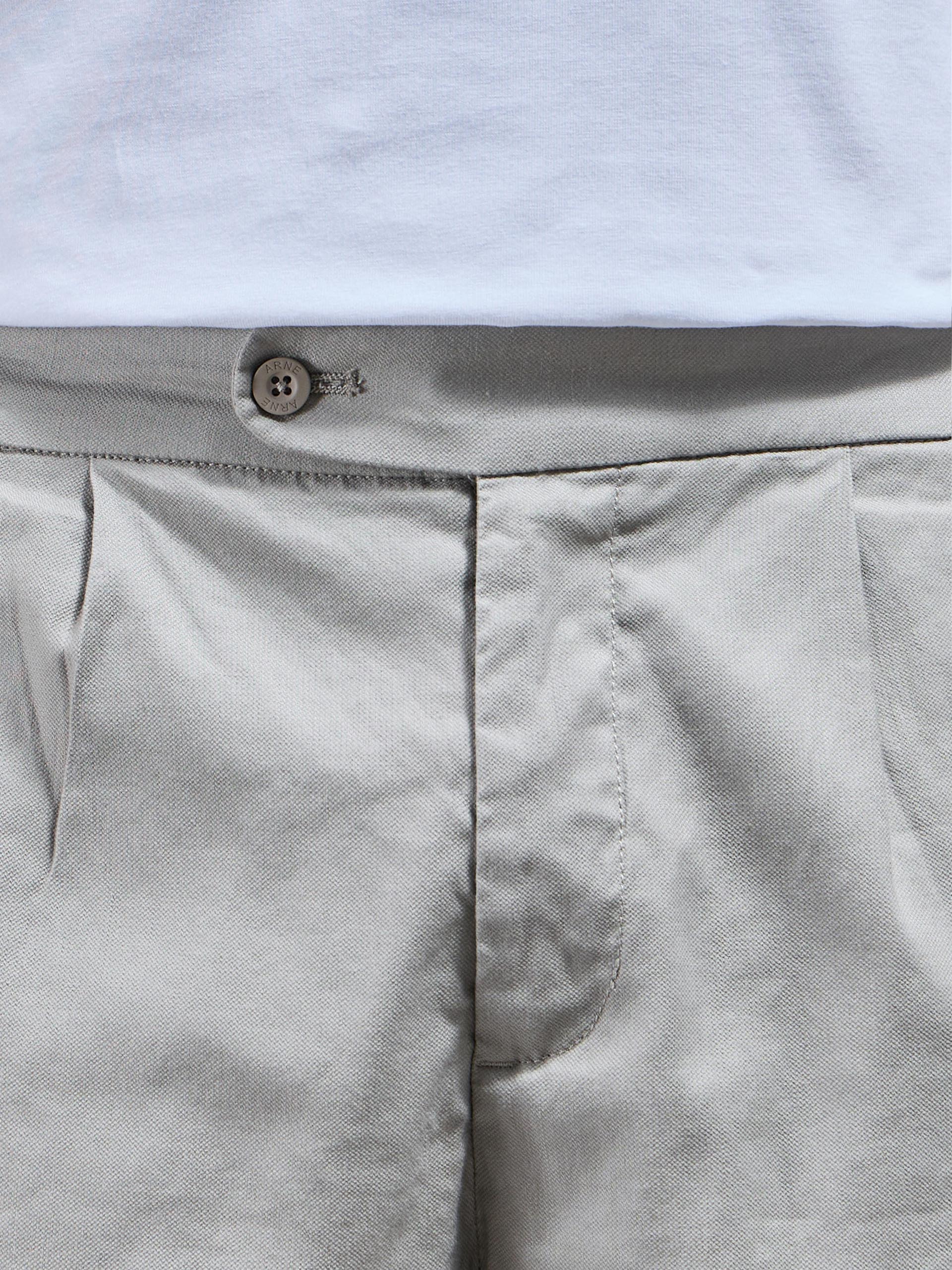 Linen Tailored Short in Stone
