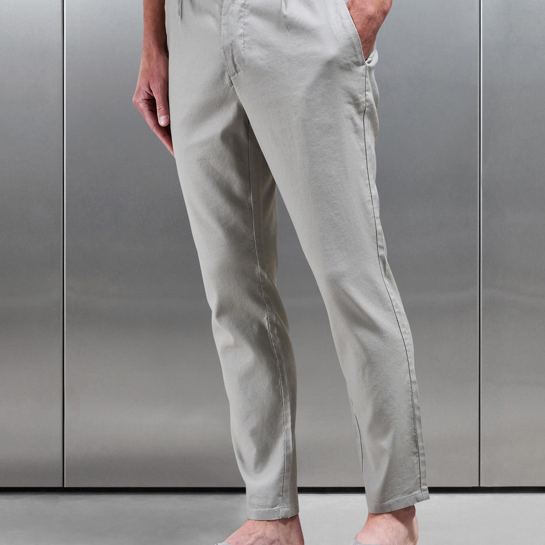 Linen Tailored Trouser in Stone