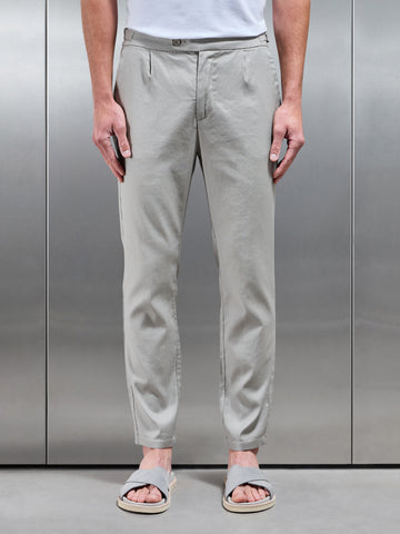 Linen Tailored Trouser in Stone