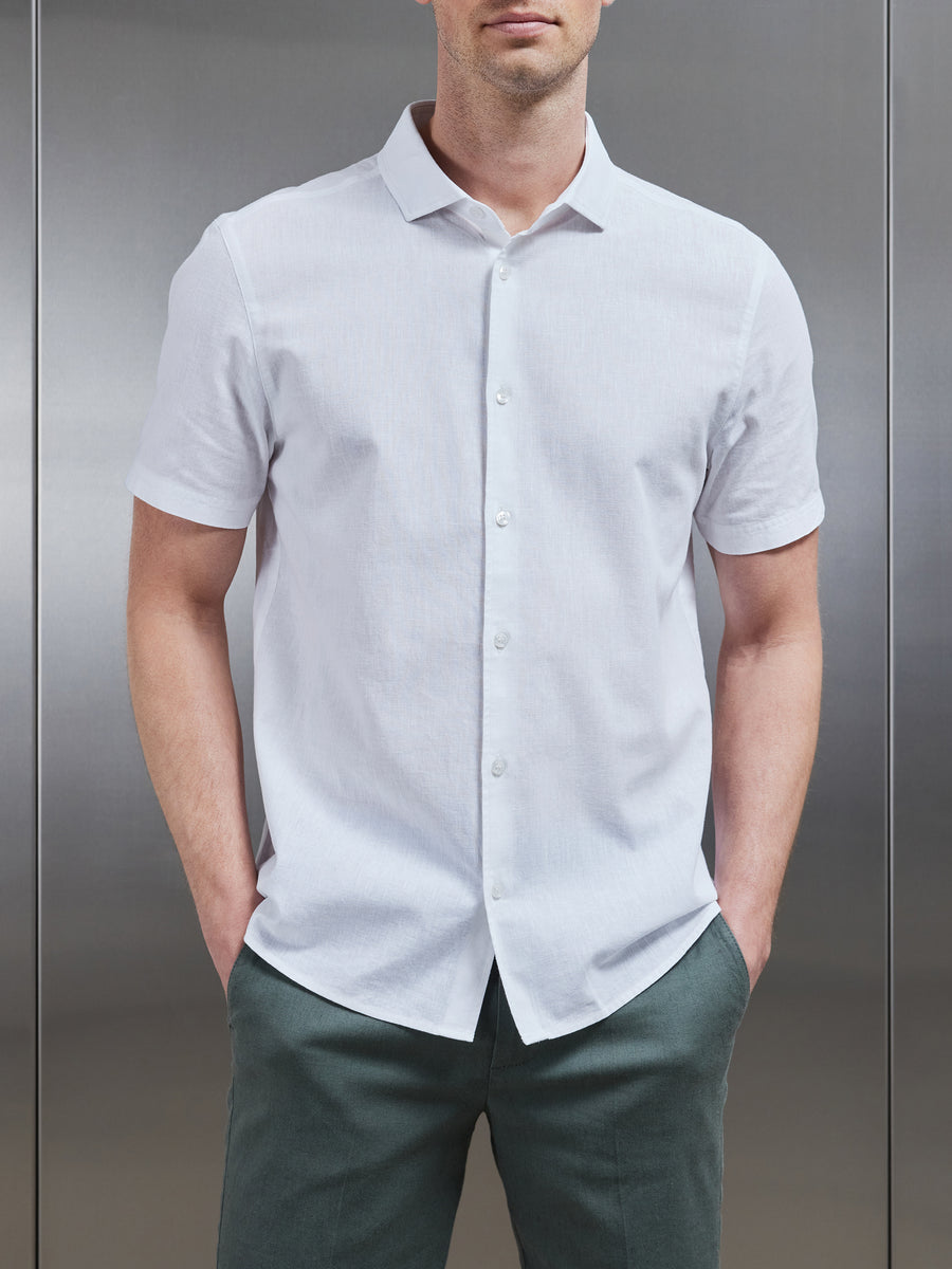 Linen Short Sleeve Cutaway Collar Shirt in White