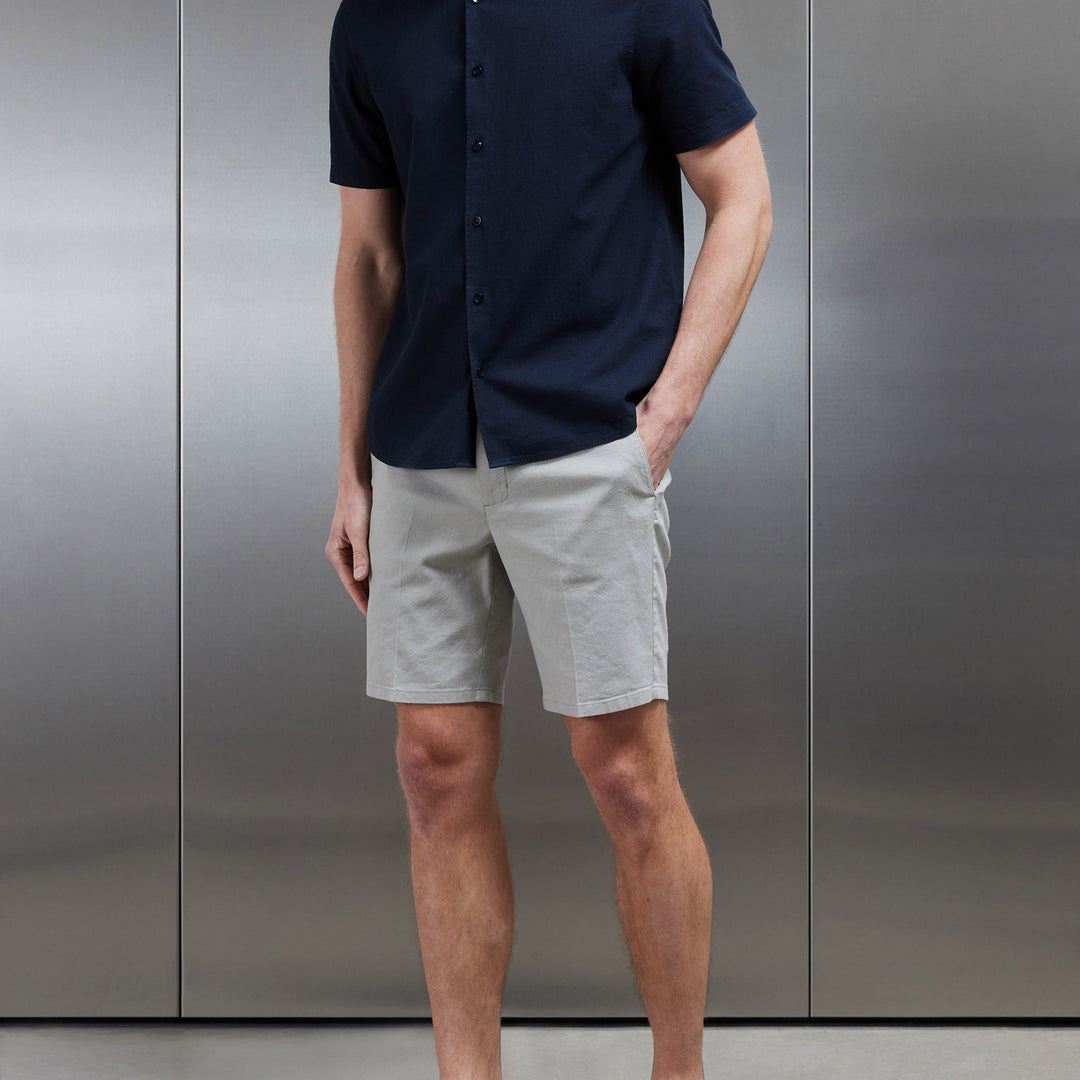 Linen Tailored Short in Stone